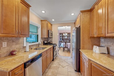 15 Andrew Rd, Eastchester, NY 10709 - photo 6