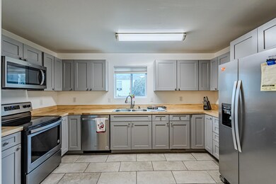 105 North Niota rd-14