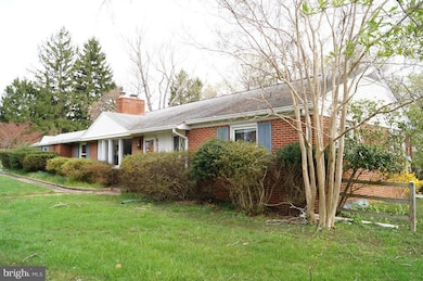 6533 Allview Dr, Columbia, MD 21046 - photo 3