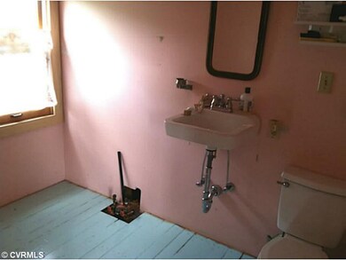 Bathroom - Second floor bath - one of two on secon
