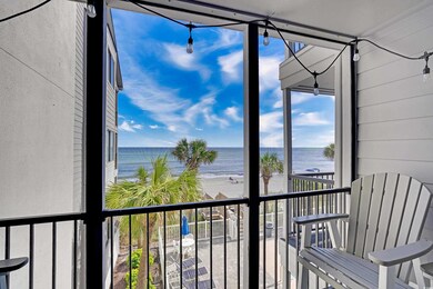 Screened in porch