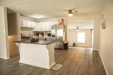 895 N 1025 E, Knox, IN 46534 - photo 6