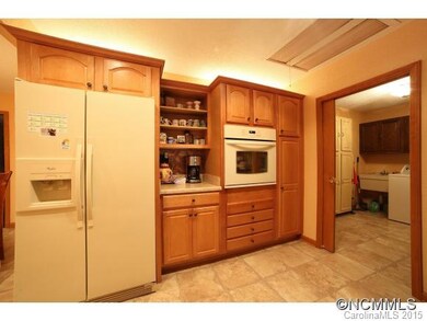 58 Ballantree Dr, Asheville, NC 28803 - photo 6