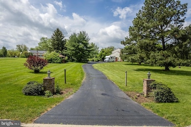 305 Bergey Rd, Souderton, PA 18964 - photo 2