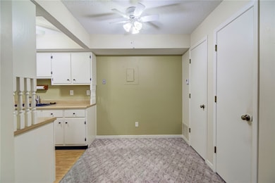 427 Woodside Trail unit E13, Decatur, IL 62521 - photo 7