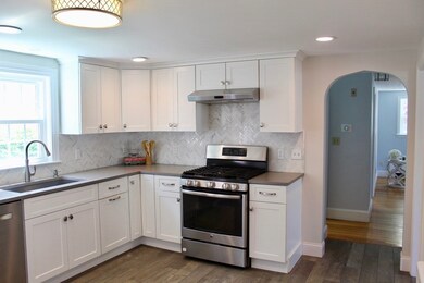 28 Powers St, Needham, MA 02492 - photo 4