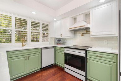 8110 Oakton Ct unit 10B, West Palm Beach, FL 33406 - photo 2