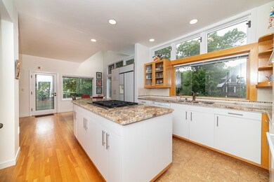 50 Bellingham Rd, Chestnut Hill, MA 02467 - photo 5