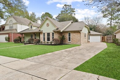 15602 Lago Villa Dr, Tomball, TX 77377 - photo 2