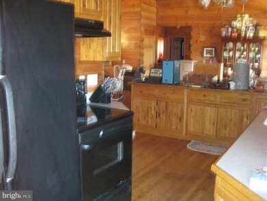 2632 New Hope Rd, Berkeley Springs, WV 25411 - photo 7