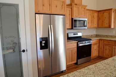 225 SE Sand Canyon Ln, Grants Pass, OR 97527 - photo 5