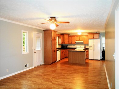 8310 Delightful Ct, Louisville, KY 40291 - photo 7