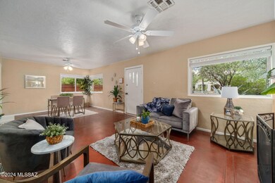 9-web-or-mls-2809 E Lester St - MLS Imag