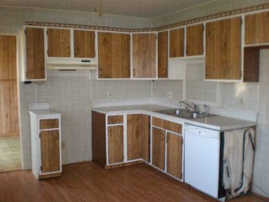 18385 Chaucer Ln, South Bend, IN 46637 - photo 5