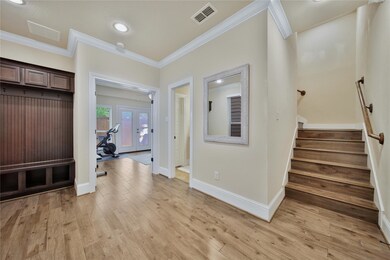 925 W 35th St, Houston, TX 77018 - photo 6