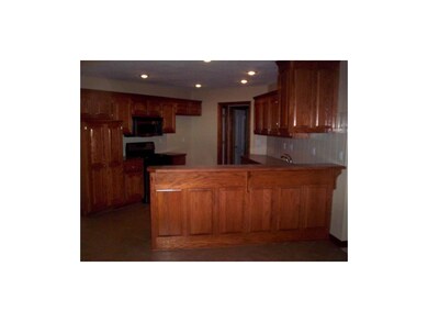 4404 SW Briarbrook Dr, Lees Summit, MO 64082 - photo 3