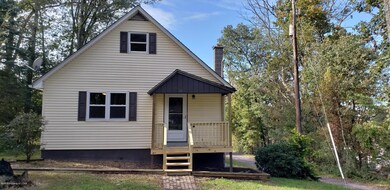 13 Yeager Rd, Mountain Top, PA 18707 - photo 2