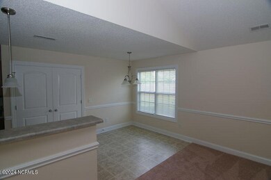 2560 Saddleback Dr unit B, Winterville, NC 28590 - photo 4