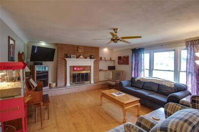 605 N Lange Ave, Maryville, IL 62062 - photo 6