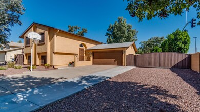 1205 N Raven-6
