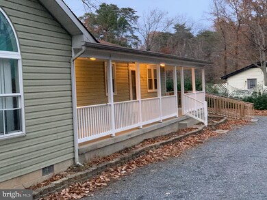 40720 King Dr, Mechanicsville, MD 20659 - photo 2