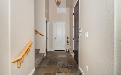 002_Foyer
