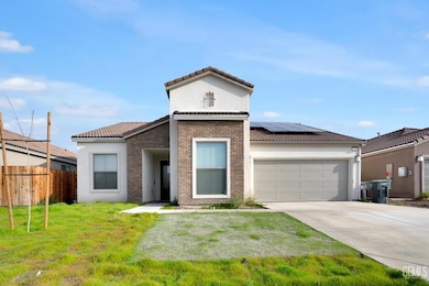 7402 Lemon Meadow Place, Bakersfield, CA 93313 - photo 3