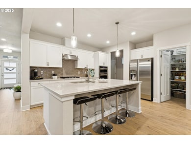 8549 SW 176th Ave, Beaverton, OR 97007 - photo 2