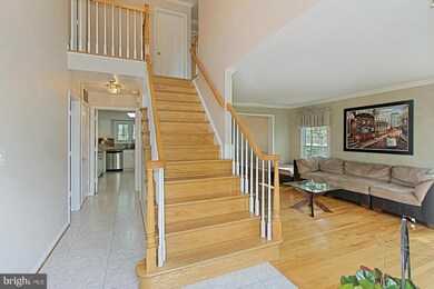 9100 Wood Pointe Way, Fairfax Station, VA 22039 - photo 3