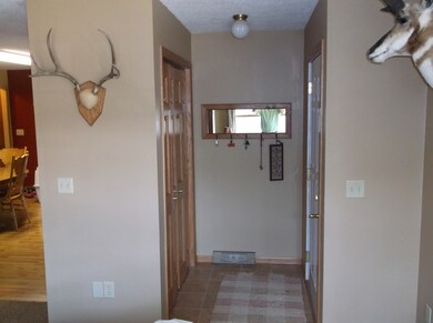 Front Entry<|><|>