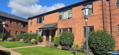 2173 N Central Rd unit C, Fort Lee, NJ 07024 - photo 2