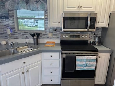 4320 Dundee Rd unit 36, Winter Haven, FL 33884 - photo 6