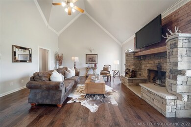 Large fireplace. Perfect for cozy cold nights.