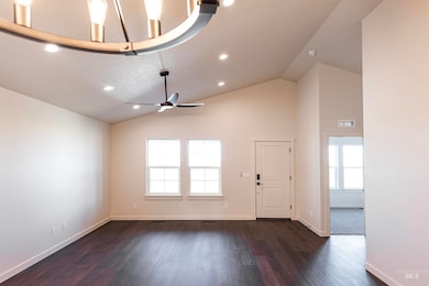 315 E Chevy Dr, Boise, ID 83716 - photo 3