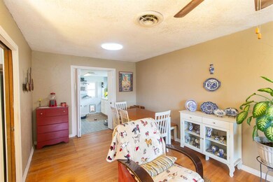 537 Hurstview Dr, Hurst, TX 76053 - photo 2