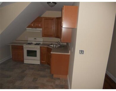 487 Quincy St, Dorchester, MA 02125 - photo 6