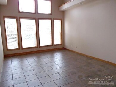 3167 NW Quiet River Ln, Bend, OR 97701 - photo 4