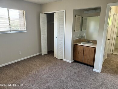 5018 Westchase Ct, Jacksonville, FL 32210 - photo 6