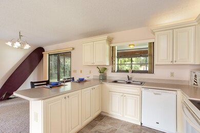 08- 1119 Lands Downe Dr