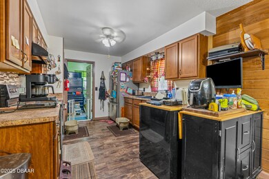 428 Perdita-13