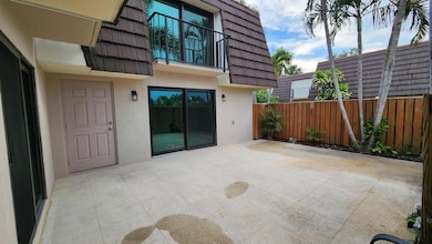 2026 20th Ct, Jupiter, FL 33477 - photo 2