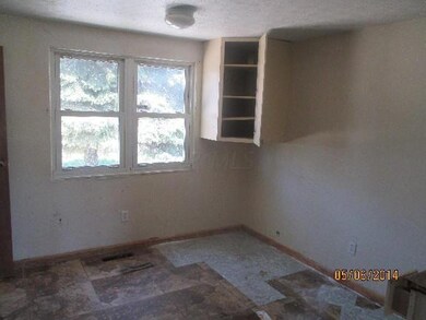 1842 Brimfield Rd, Columbus, OH 43229 - photo 5