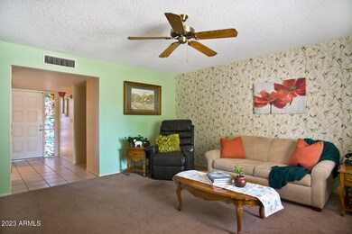 LivingRoom2