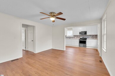 321 Manning St, Arcadia, SC 29320 - photo 6