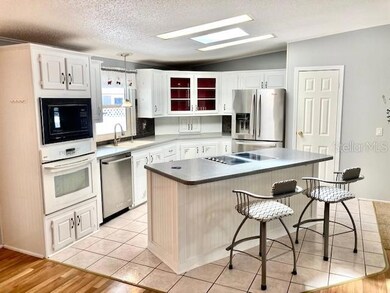 Spacious island holds the cooktop