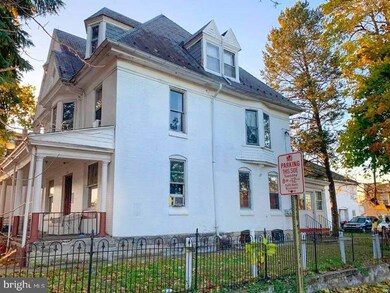 445 W Oley St, Reading, PA 19601 - photo 5