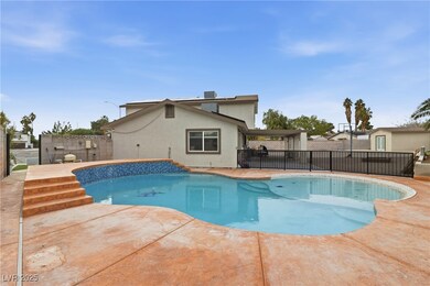 5836 Dunedin Ct, Las Vegas, NV 89110 - photo 3