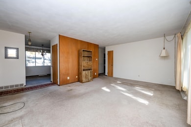 2781 N Trail Ln, Saint Joseph, MI 49085 - photo 5