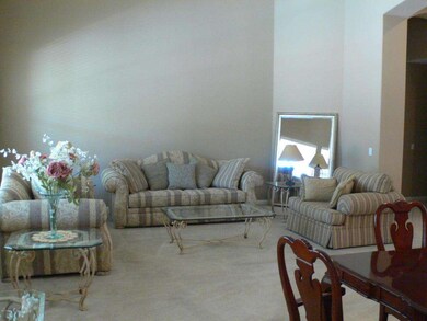 Verde Lane Living room (2)