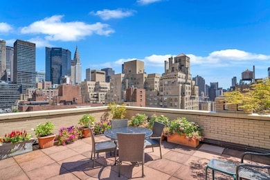 Goodhue House unit 10B, New York, NY 10016 - photo 6